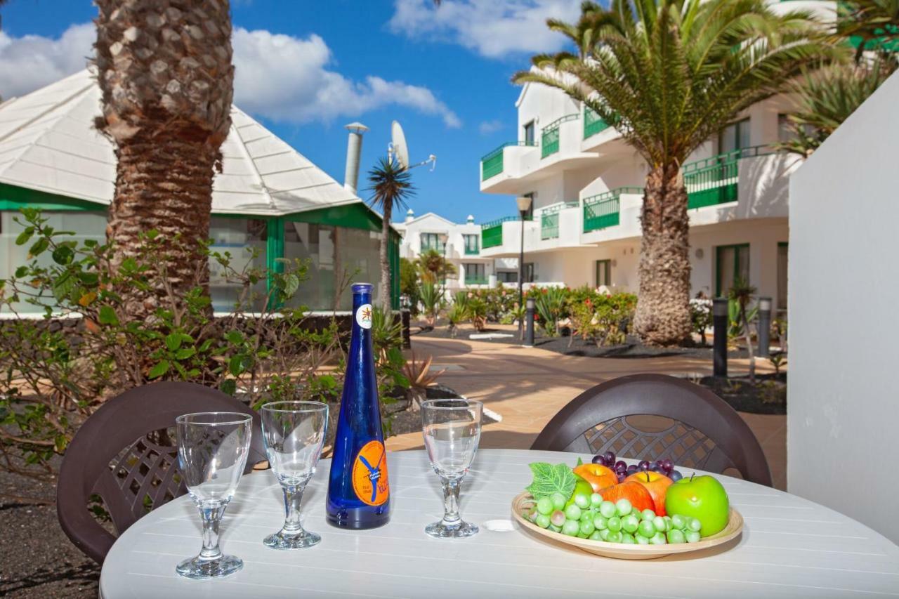 Luxury Beach Front Apartmentos Tahiche Costa Teguise Εξωτερικό φωτογραφία
