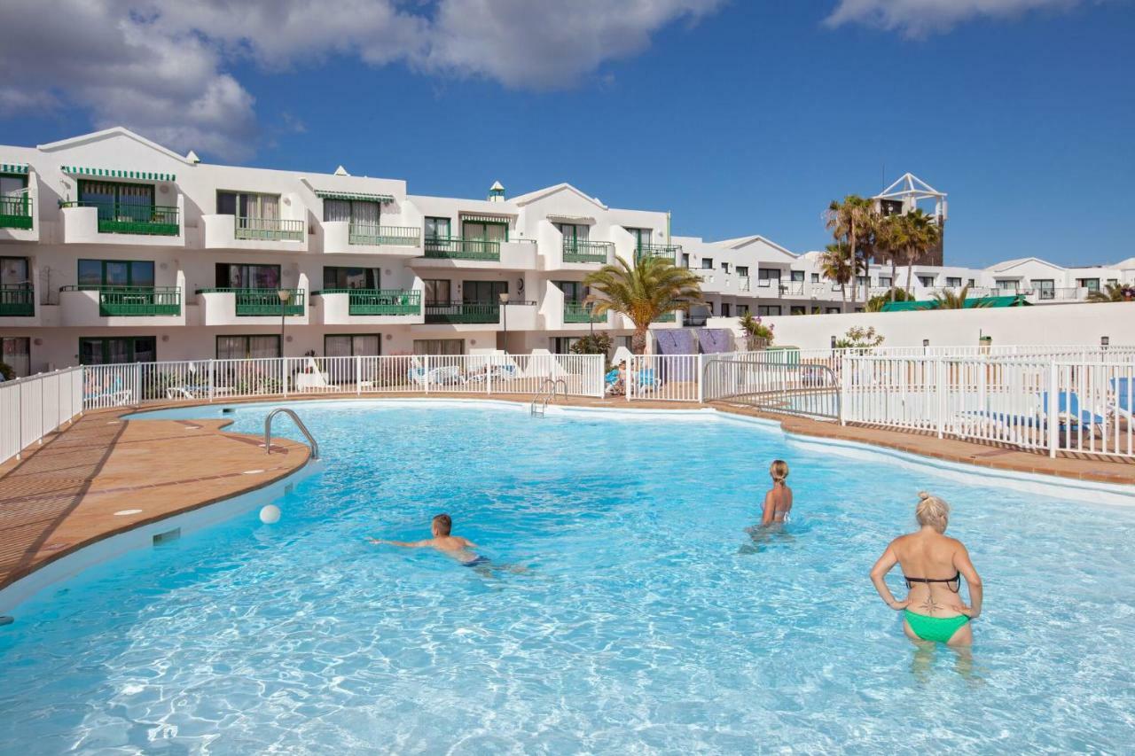 Luxury Beach Front Apartmentos Tahiche Costa Teguise Εξωτερικό φωτογραφία